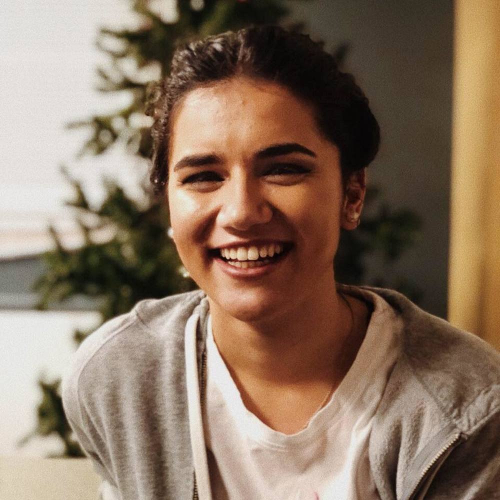 Meet your Posher, Maria joão